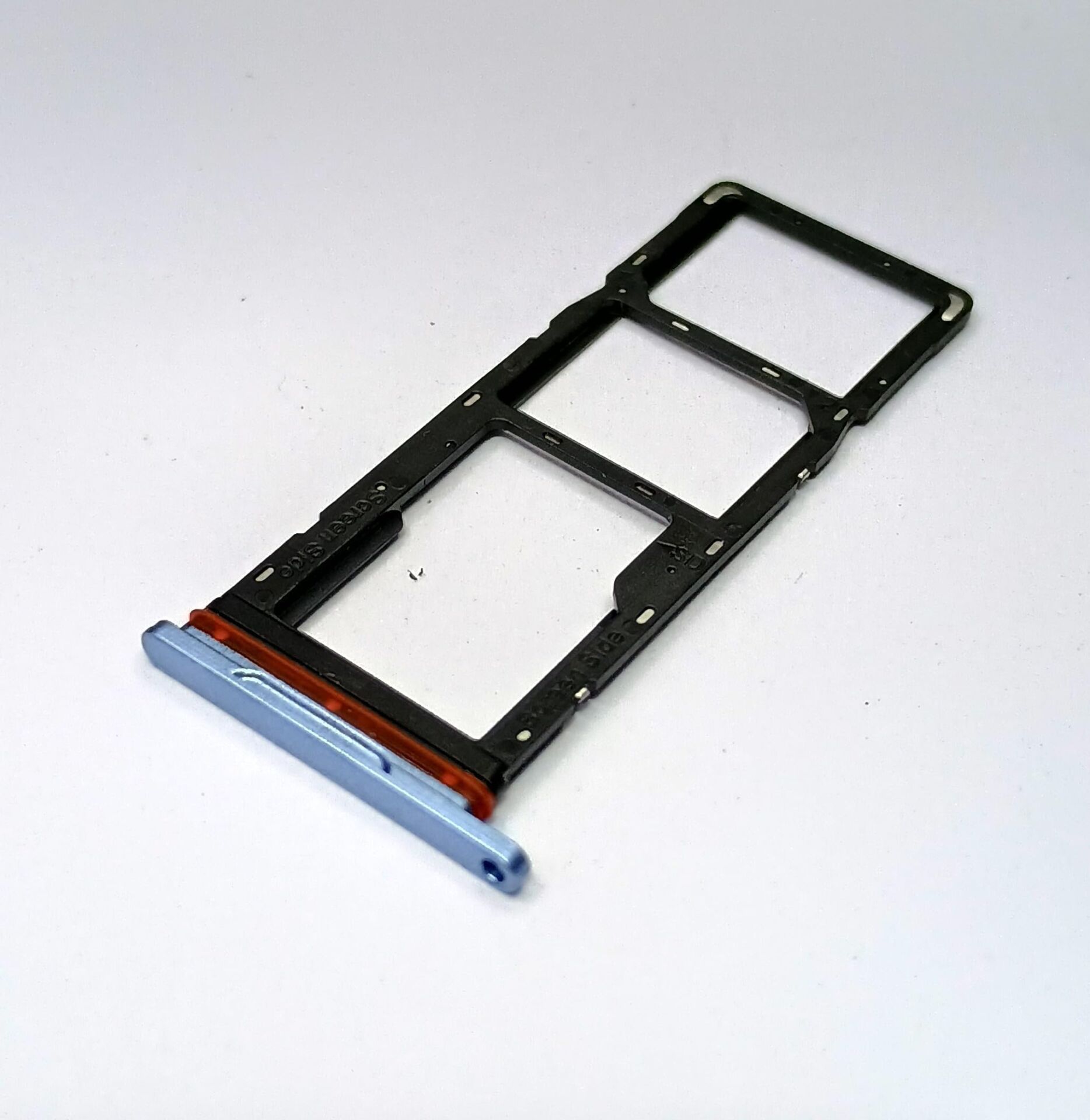 Tecno Spark 8 Sim Kart Tepsisi Mavi